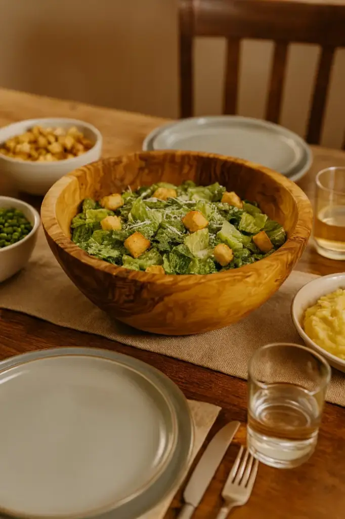 [NM-BW-RD-WD-SB] Olive Wood Medium Salad Bowl from Naturally Med (Salad Servers Sold Separately)