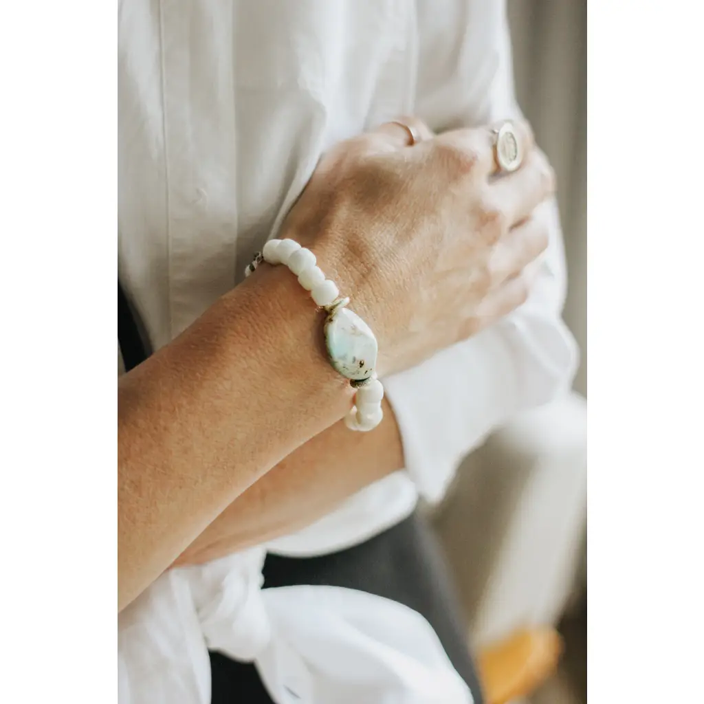 [CF-JE-FA-SG-MB] Shimmering Bracelet by Crowned Free – Made by Human Trafficking Survivors