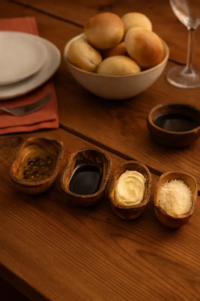 [NM-BW-OV-WD-RU] Olive Wood Rustic Dipping Bowls (Set of 4) from Naturally Med